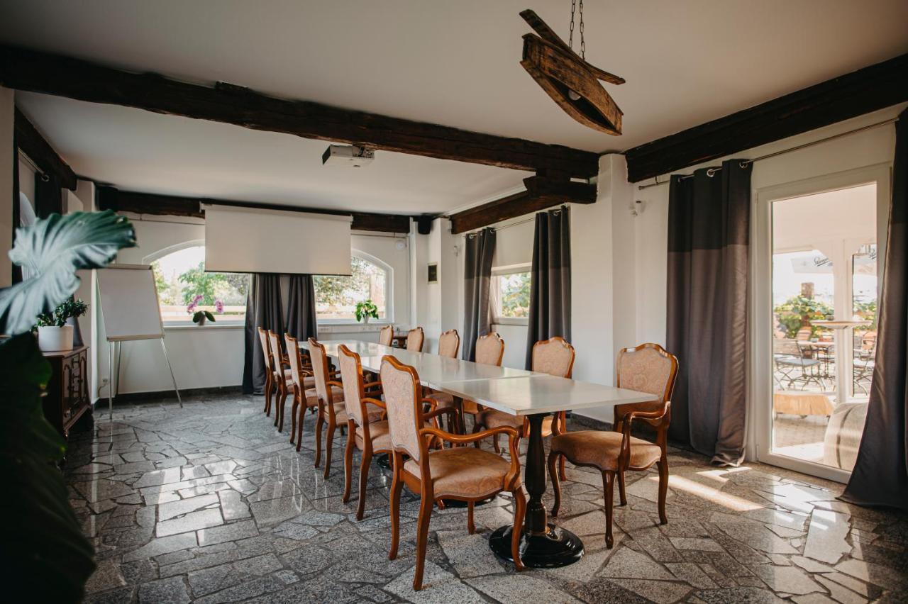 Hotel Pok Garni Brezovica Bagian luar foto