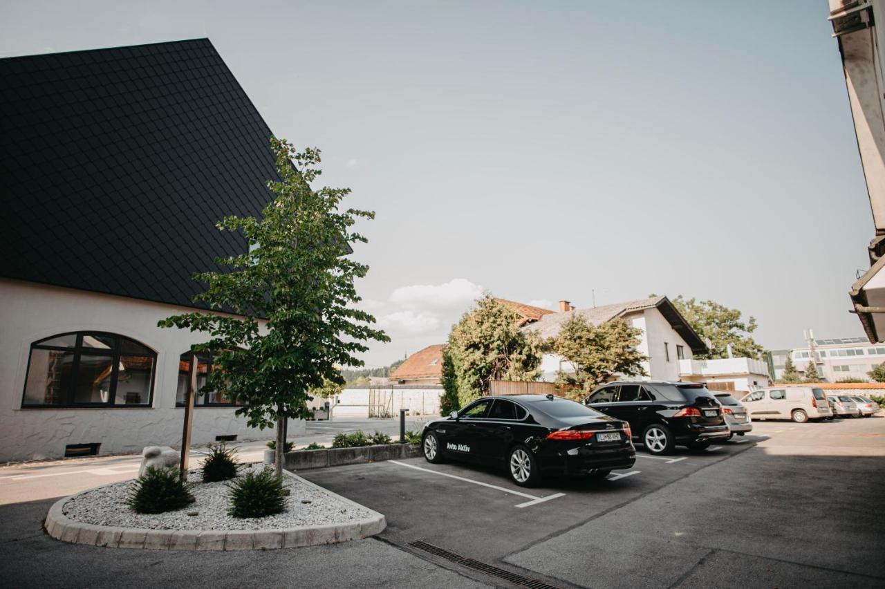 Hotel Pok Garni Brezovica Bagian luar foto